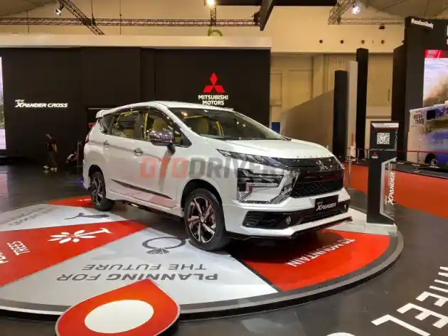 Foto - GIIAS 2021, Geliat Kembali Industri Otomotif Indonesia