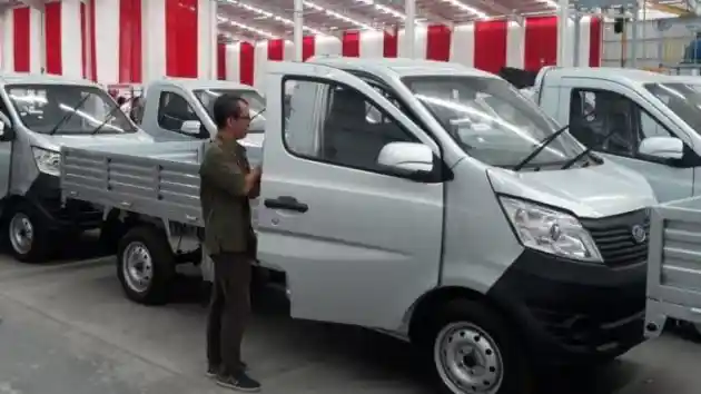 Foto - Esemka Bima Mirip Dengan Mobil Cina Changan Star Truck