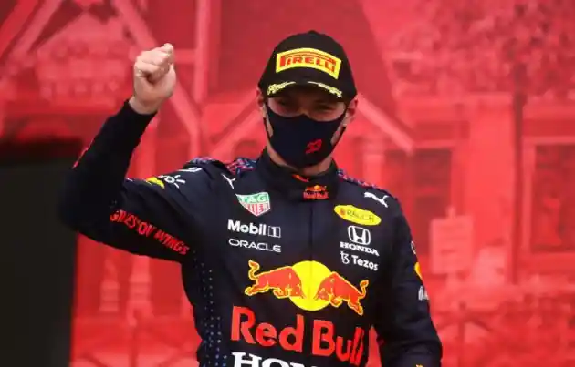 Foto - Rahasia Dibalik Kehebatan Max Vestappen di F1 Rusia
