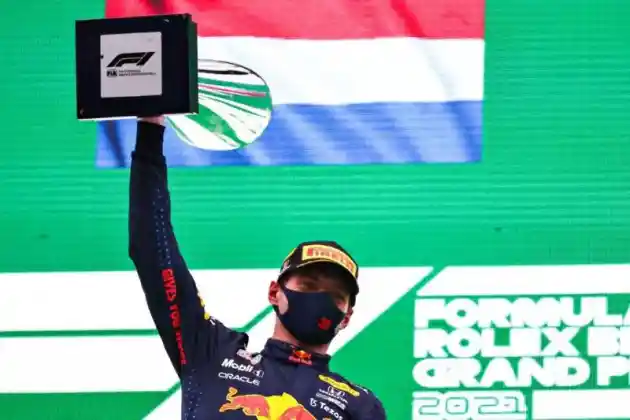 Foto - Verstappen Juarai Balap F-1 Belgia, Mobil 1™ Berikan Apresiasi