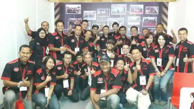 Foto - Toyota Agya Club Ramai-ramai Datangi Mall Kota Kasablanka, Ada Apa?