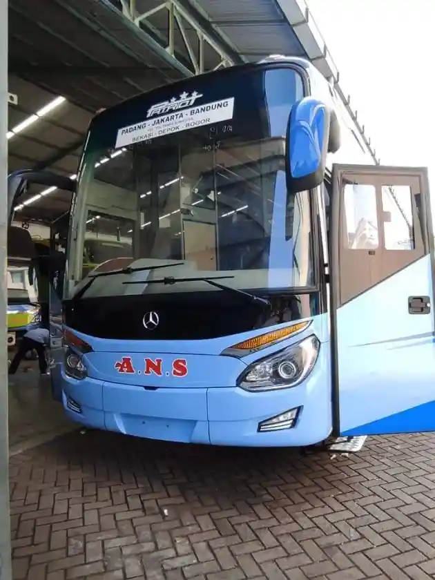 Foto - PO ANS Siapkan Bus Baru Berkaca Tunggal