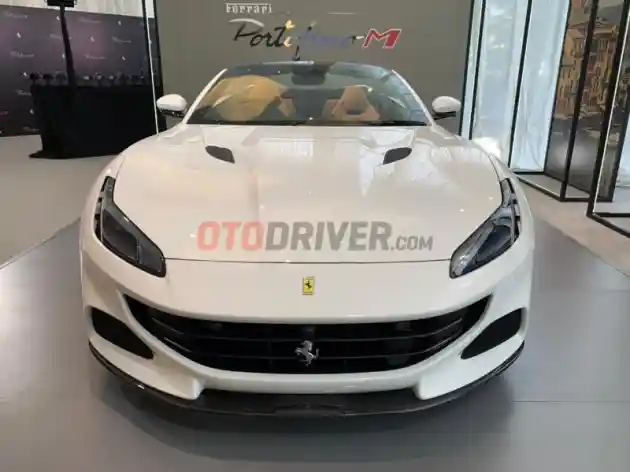 Foto - Dua Fitur Pada Ferrari Portofino M Yang Diadopsi Dari Mobil Formula 1