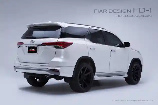 Foto - Toyota All New Fortuner Bisa Semakin Keren Dengan Body Kit Ini