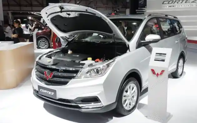 Foto - Daftar Harga WULING Terbaru (Oktober 2018)