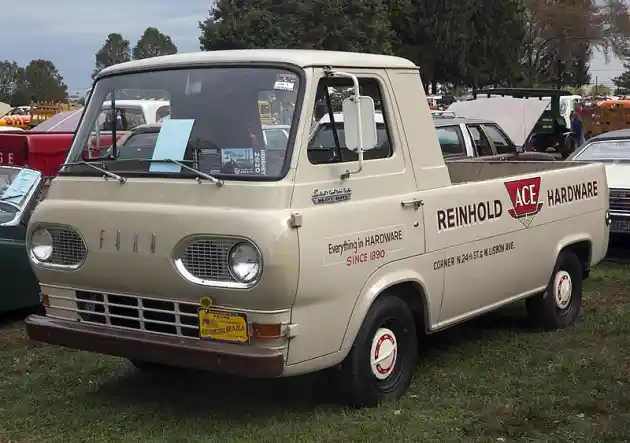 Foto - Ford Econoline Gen I, Satu-Satunya Mobil Ford Bergaya COE