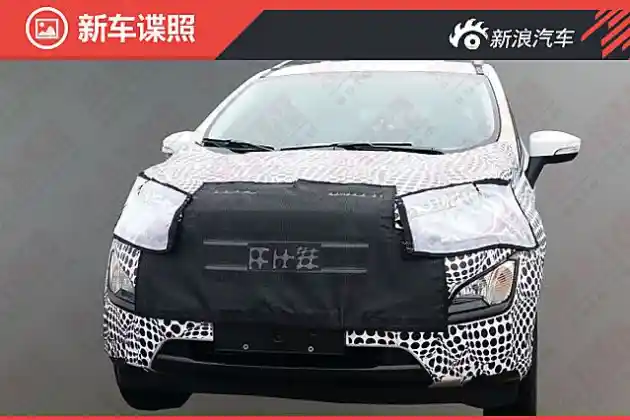 Foto - Ford EcoSport Facelift, Seperti Inikah Bentuknya?