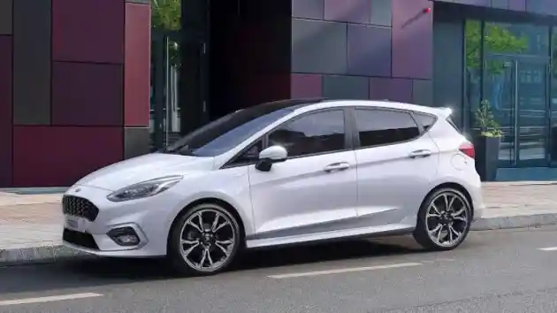 Foto - Ford Fiesta Terbaru Kini Mengandalkan Mesin Hybrid, Simak Bocoran Spesifikasinya