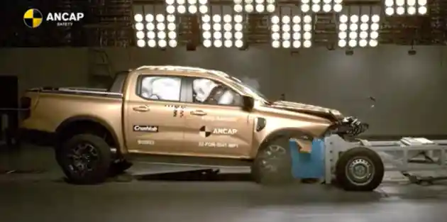 Foto - VIDEO: Crash Test Ford Ranger (ANCAP)