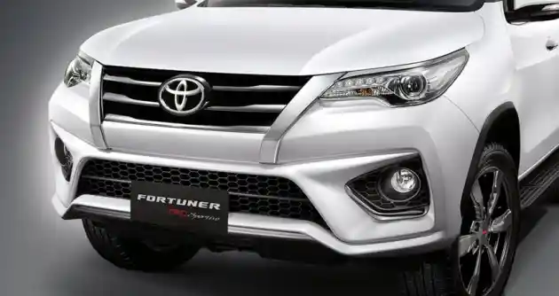 Foto - Toyota All New Fortuner TRD Sportivo Hadir di Thailand Dengan Kaki-Kaki Spesial