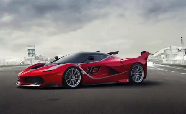 Foto - Wow, Ferrari Indonesia Hadirkan Edisi Spesial LaFerrari FXX-K ‘Track Only’