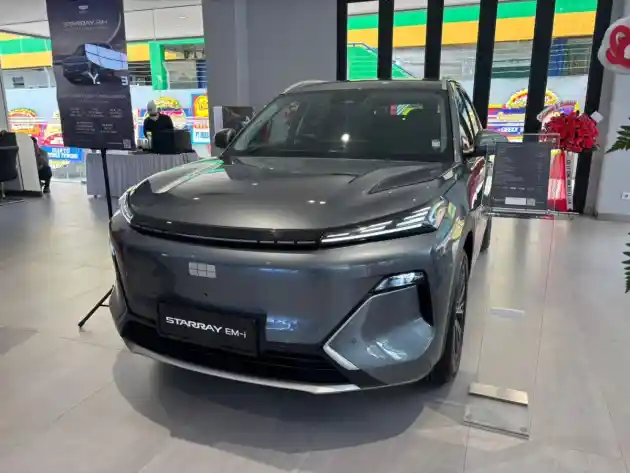 Foto - Geely Resmikan Dealer Ke-22 Berlokasi Di Fatmawati, Ini Fasilitasnya