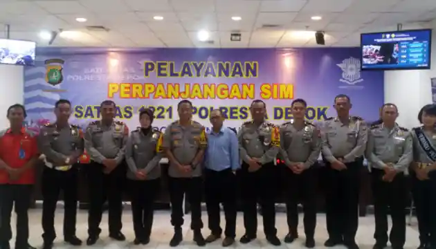 Foto - Perpanjangan SIM Warga Depok Kini Bisa Dilakukan di Detos