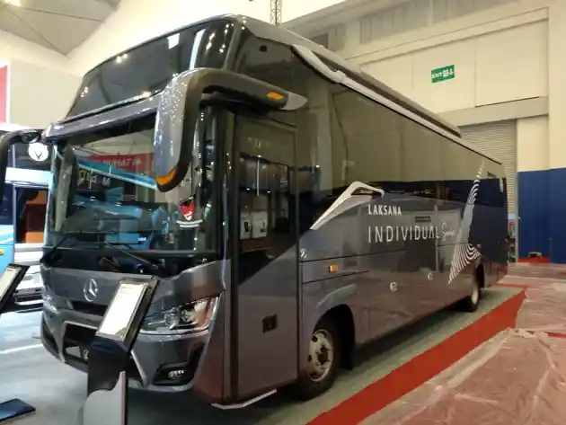 Foto - Mau Beli Bus Baru Mercy? Ini Panduannya…