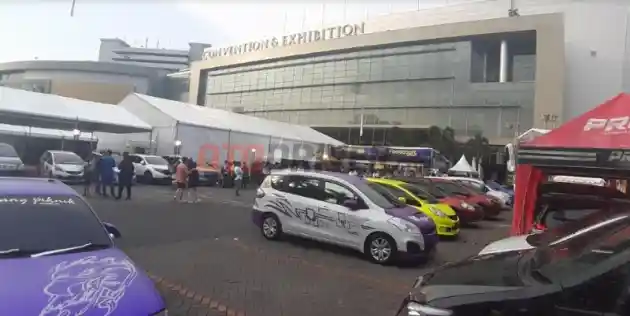 Foto - Terdampak Erupsi Semeru, Opening GIIAS Surabaya 2021 Mundur. Pameran Jalan Terus