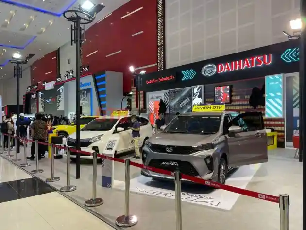 Foto - All New Daihatsu Xenia Jadi Magnet di Booth Daihatsu di GIIAS Surabaya