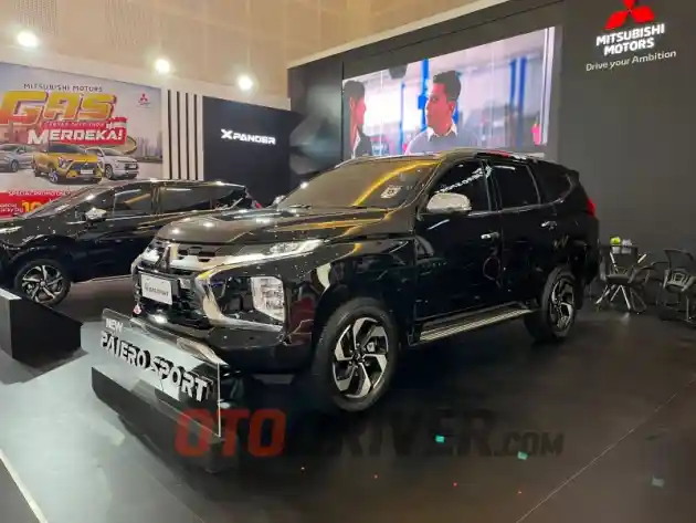 Foto - Deretan Mobil Baru Yang Meluncur Di GIIAS Surabaya 2024