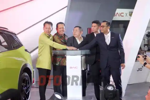 Foto - SAH! BAIC Produksi Mobil di Purwakarta Mulai 2025