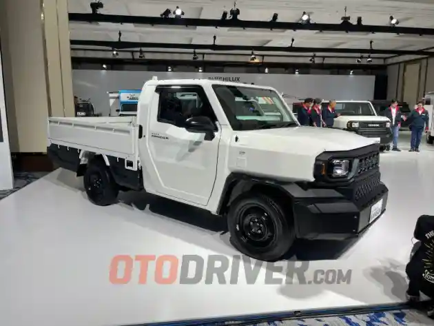 Foto - Toyota Rangga Datang, Satu Varian Hilux Pun Hilang