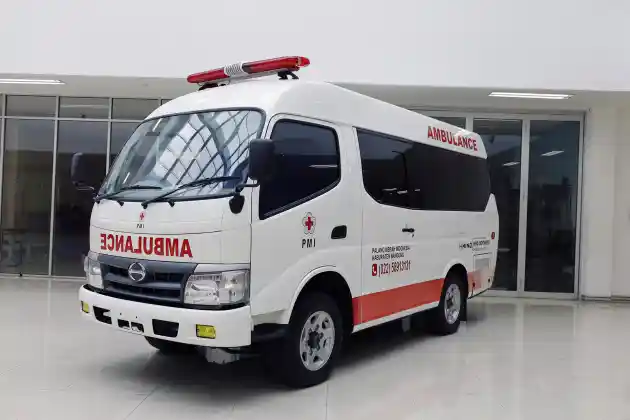 Foto - Mengungkap Detail Hino Flexicab Ambulans Dan PCR Mobile Lab