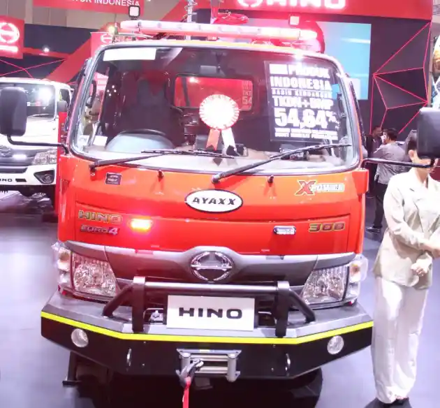 Foto - Hino Pamer 6 Kendaraan di GIIAS 2023, Ini Amunisi Barunya