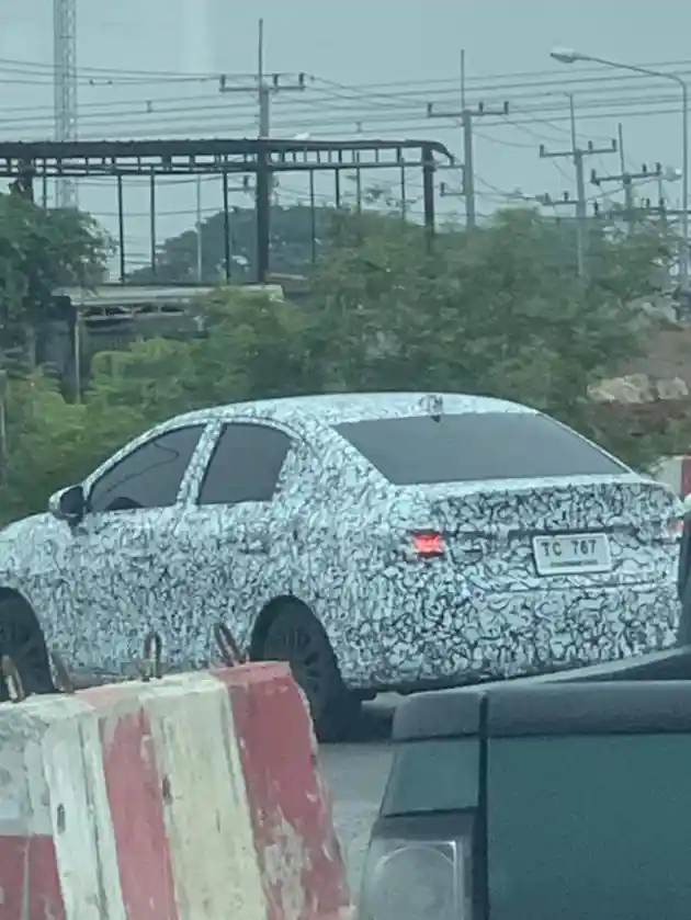 Foto - Honda City Generasi Kelima Dibuat Mirip Honda Civic Saat Ini