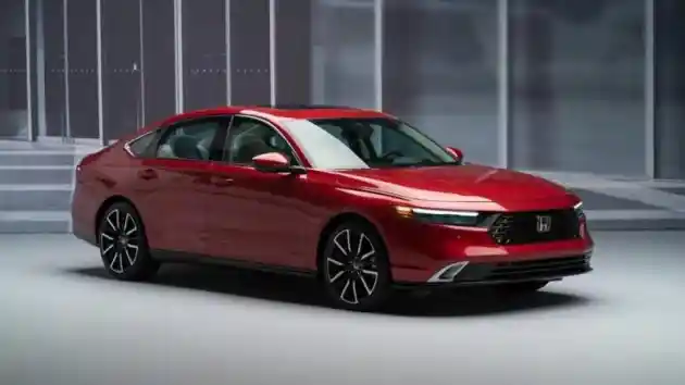 Foto - Honda Accord Generasi Terbaru Siap Masuk Indonesia?