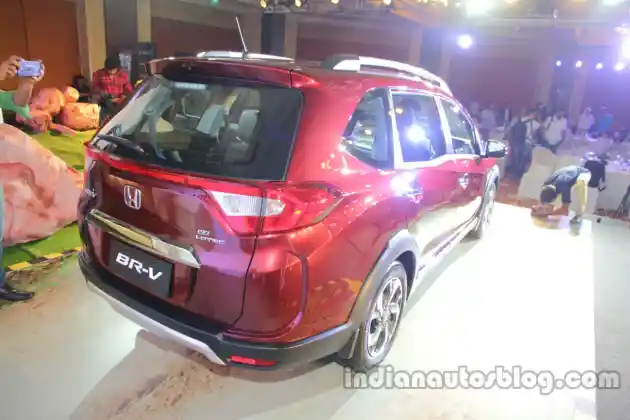 Foto - Honda BR-V Bermesin Diesel Hadir Di India, Ini Detailnya