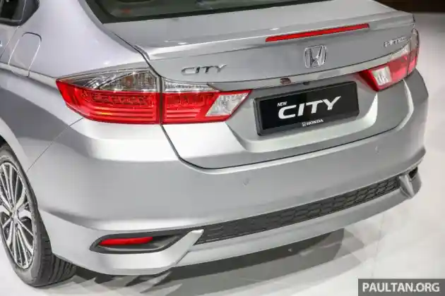 Foto - Honda City Facelift 2017 Rilis Di Malaysia, Begini Detailnya