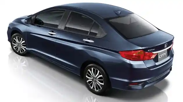 Foto - VIDEO: Inilah Honda City Facelift 2017