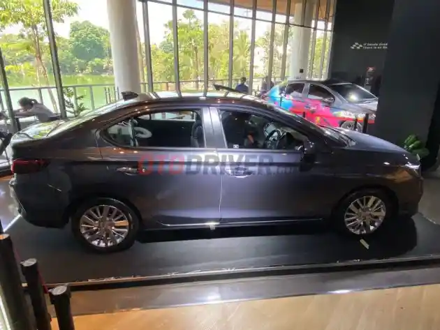 Foto - Sebelum Meminang New Honda City Sedan 2022 Kenali Dulu Kelebihan dan Kekurangan