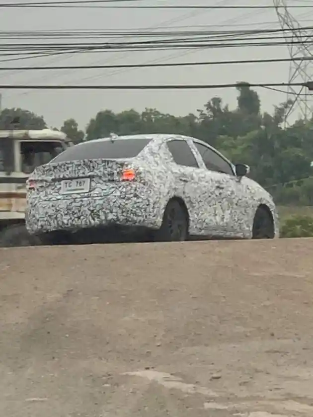 Foto - SPY SHOT: Honda City Generasi Terbaru di Thailand