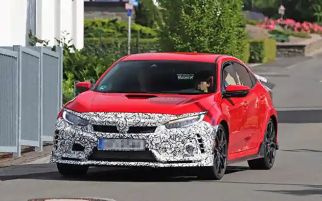 Foto - Honda Type R Terendus Sudah Siap Untuk Facelift