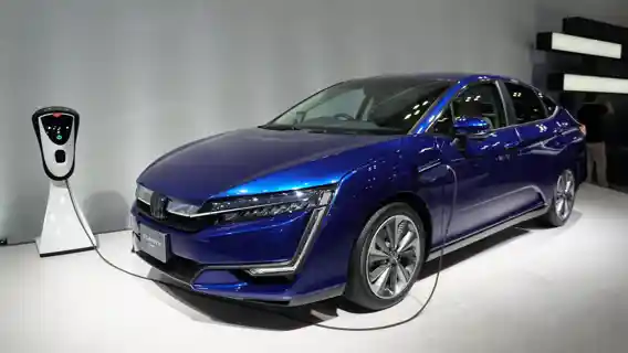 Foto - Honda Perkenalkan Mobil Konsep Terbarunya, Crossover Ramah Lingkungan