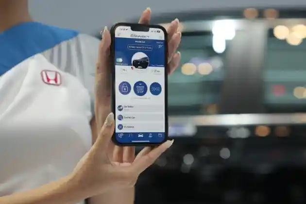 Foto - Honda Connect Resmi Diperkenalkan, Fitur Internet Terintegrasi Dengan Mobil