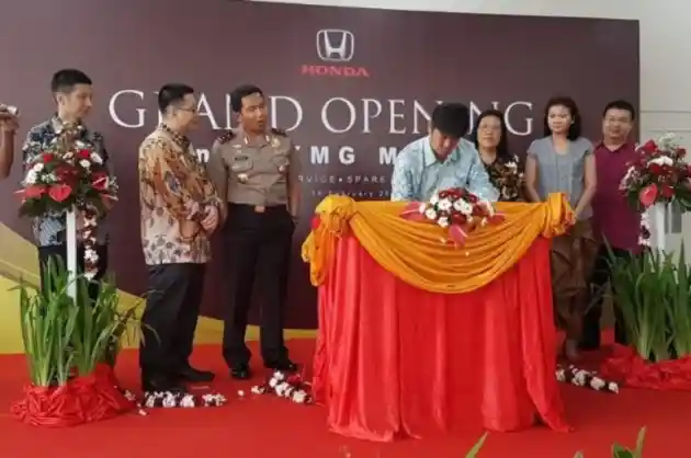 Foto - Bukan Rilis Mobil Baru, Honda Pilih Tambah Dealer Baru