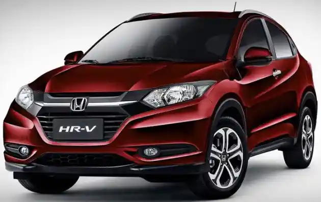 Foto - Honda HR-V di Malaysia Kini Punya Warna Dark Ruby Pearl, Indonesia Tidak Punya