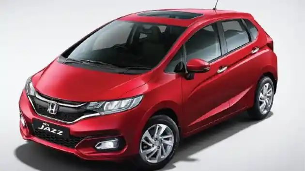 Foto - Honda City Hatchback Vs Honda Jazz, Seberapa Besar Perbedaannya?