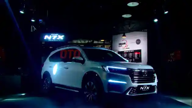 Foto - Honda N7X Concept Debut Dunia, Calon Rival Berat Rush-Terios?