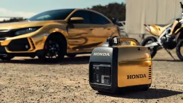 Foto - Dari Mesin Potong Rumput sampai NSX Dibalut Emas Oleh Honda