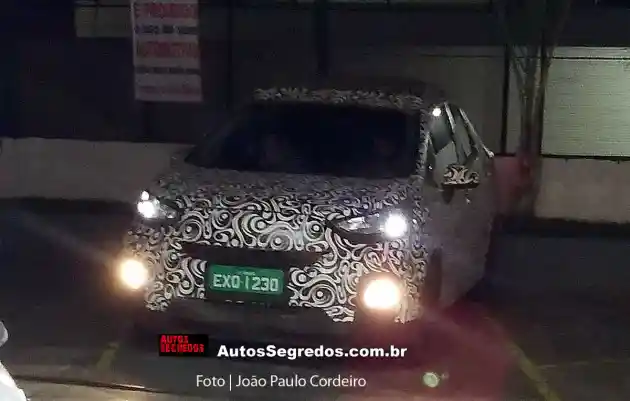 Foto - SPY SHOT: Honda WR-V 2017, Alias Honda Jazz Crossover