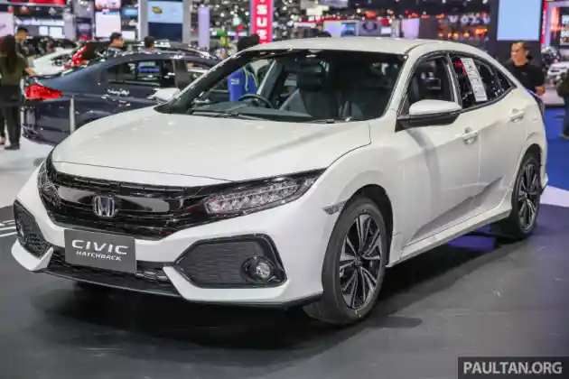 Foto - Ini Daftar Fitur Honda Civic Turbo Hatchback Spek Indonesia