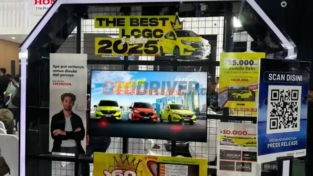 Foto - Honda Brio Jadi Ikon Mobil Anak Muda di Sulawesi Selatan