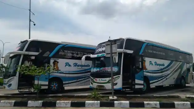 Foto - Menjajal Layanan Jakarta-Tegal PO Haryanto, Nyaman Pakai Suspensi Udara