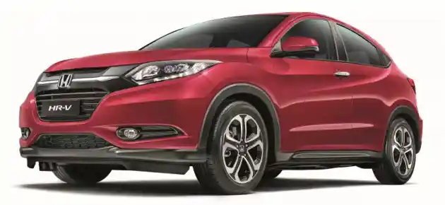 Foto - Honda HR-V di Malaysia Kini Punya Warna Dark Ruby Pearl, Indonesia Tidak Punya