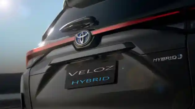 Foto - Jawaban Toyota Terhadap Kehadiran Avanza Hybrid