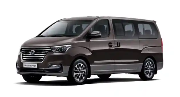 Foto - Hyundai H1 Akhirnya Ganti Wajah Setelah 10 Tahun