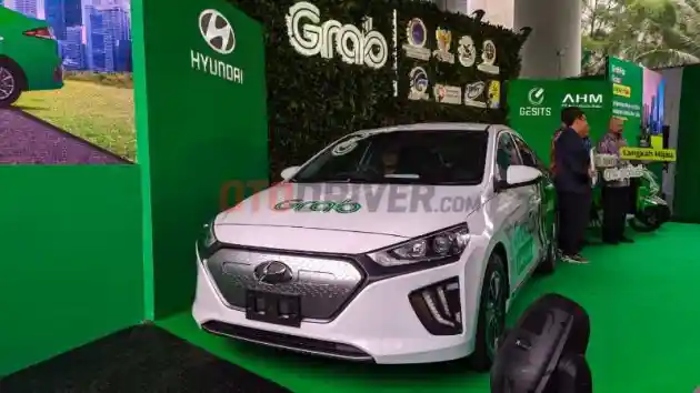 Foto - Galeri: Hyundai Ioniq EV Armada Grab