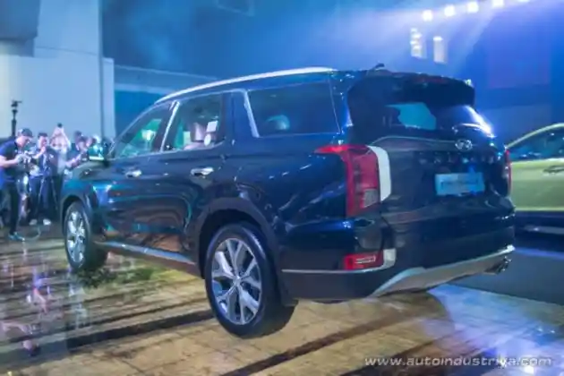 Foto - Hyundai Palisade Resmi Debut Dunia di Filipina. Lebih Mahal Dari CX-9!