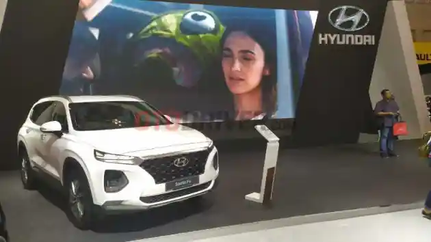 Foto - GIIAS 2019: Hyundai Santa Fe Dijual Dengan DP 20% Saja